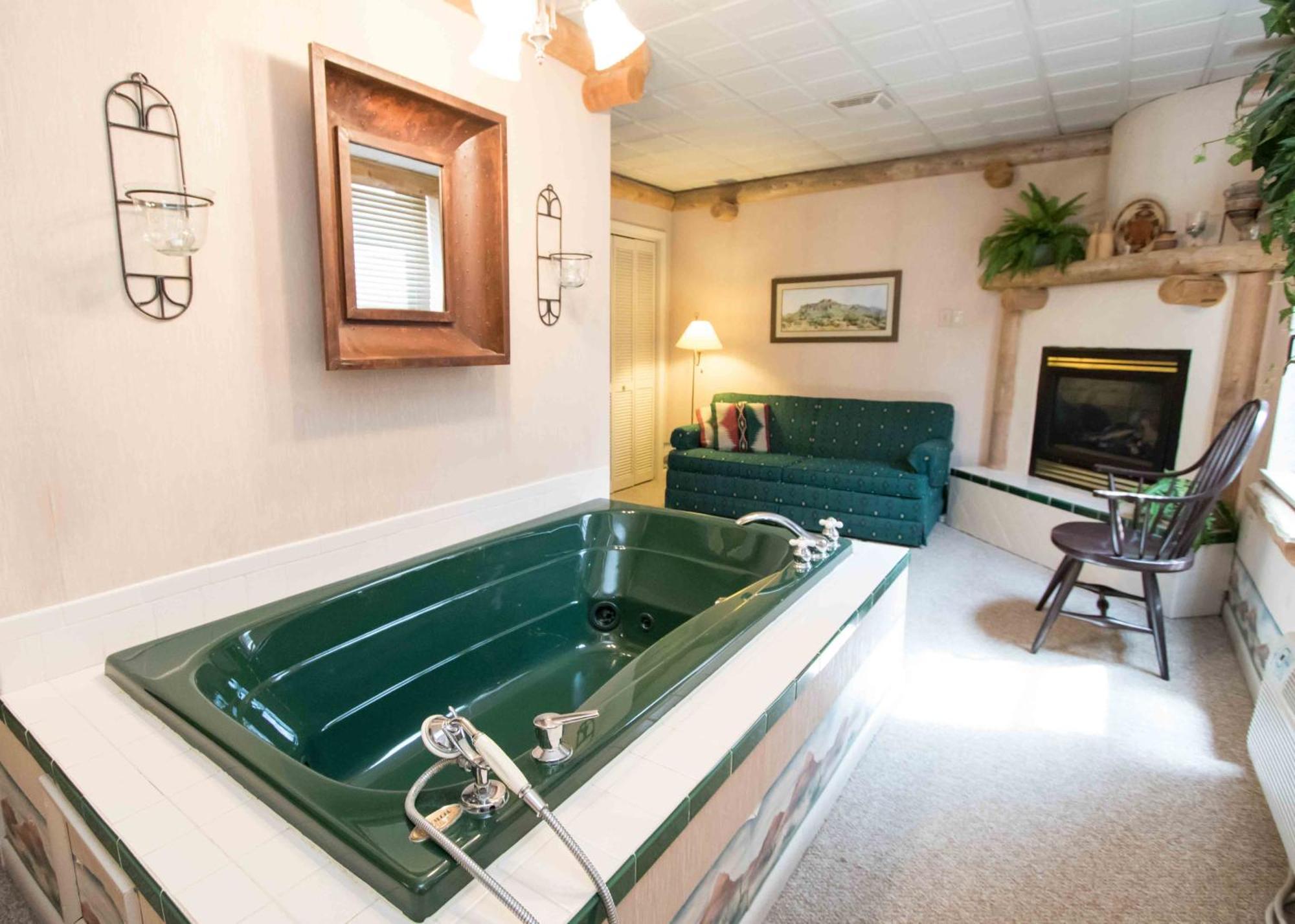 The Globe Inn East Greenville Номер фото