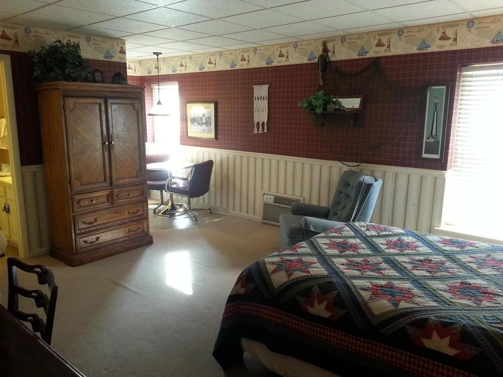 The Globe Inn East Greenville Экстерьер фото